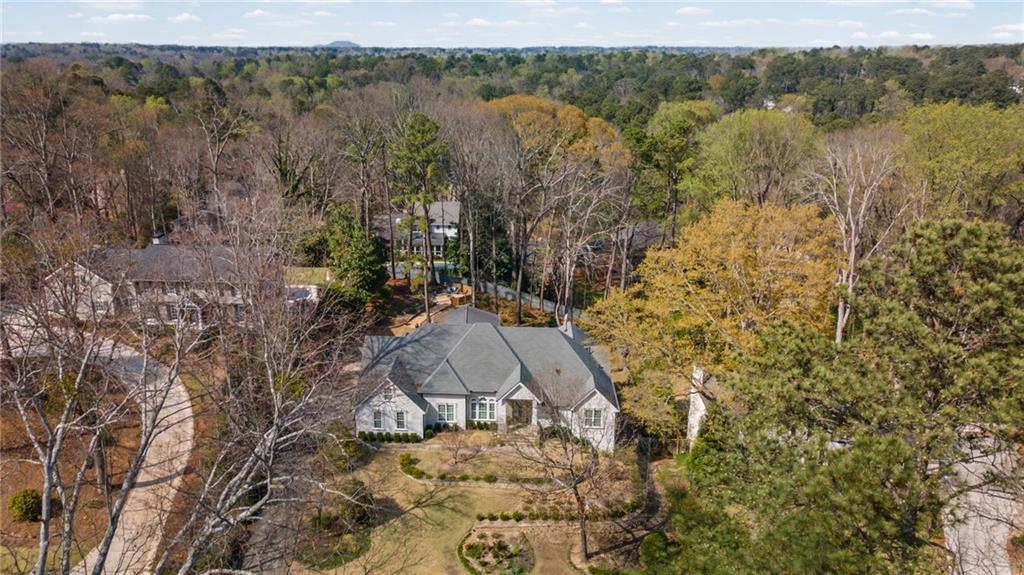 825 Overhill Court