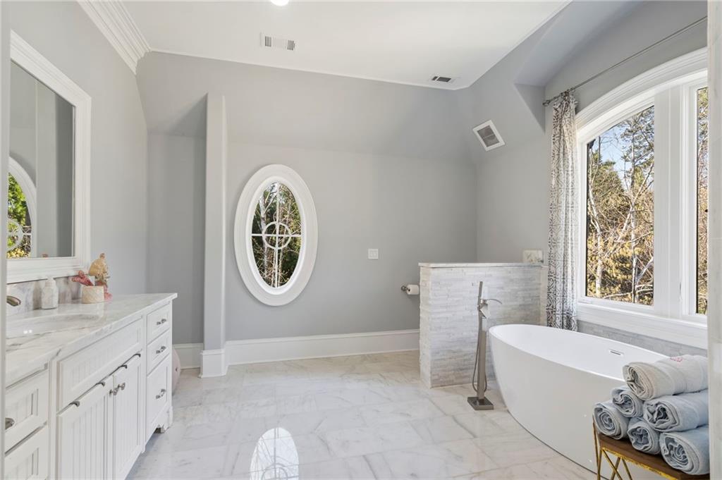 1376 Mount Paran Road NW