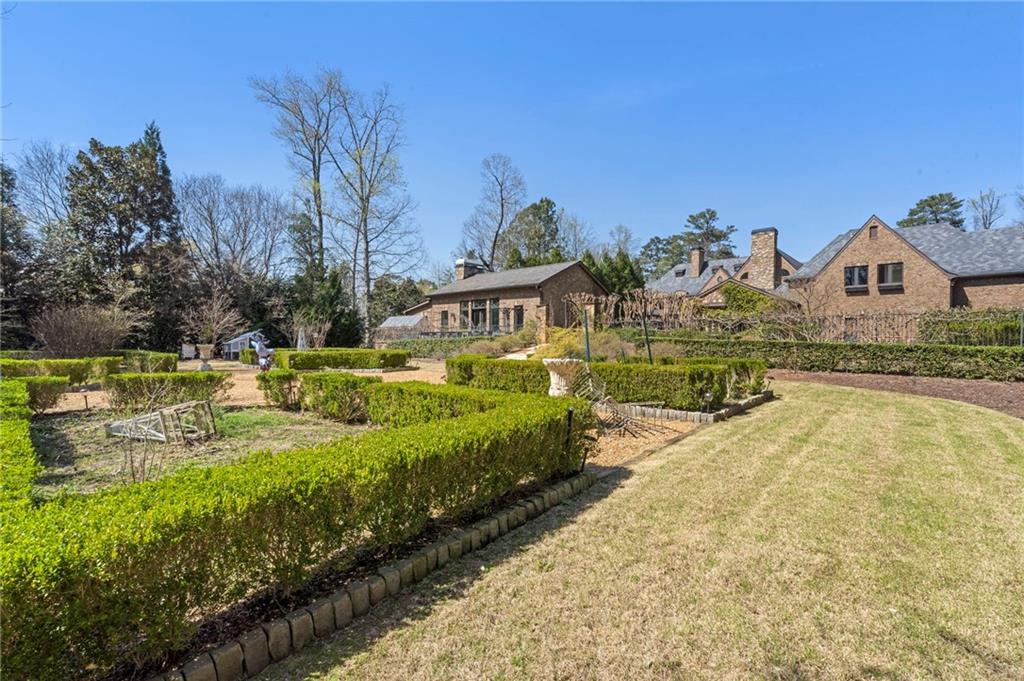 1376 Mount Paran Road NW