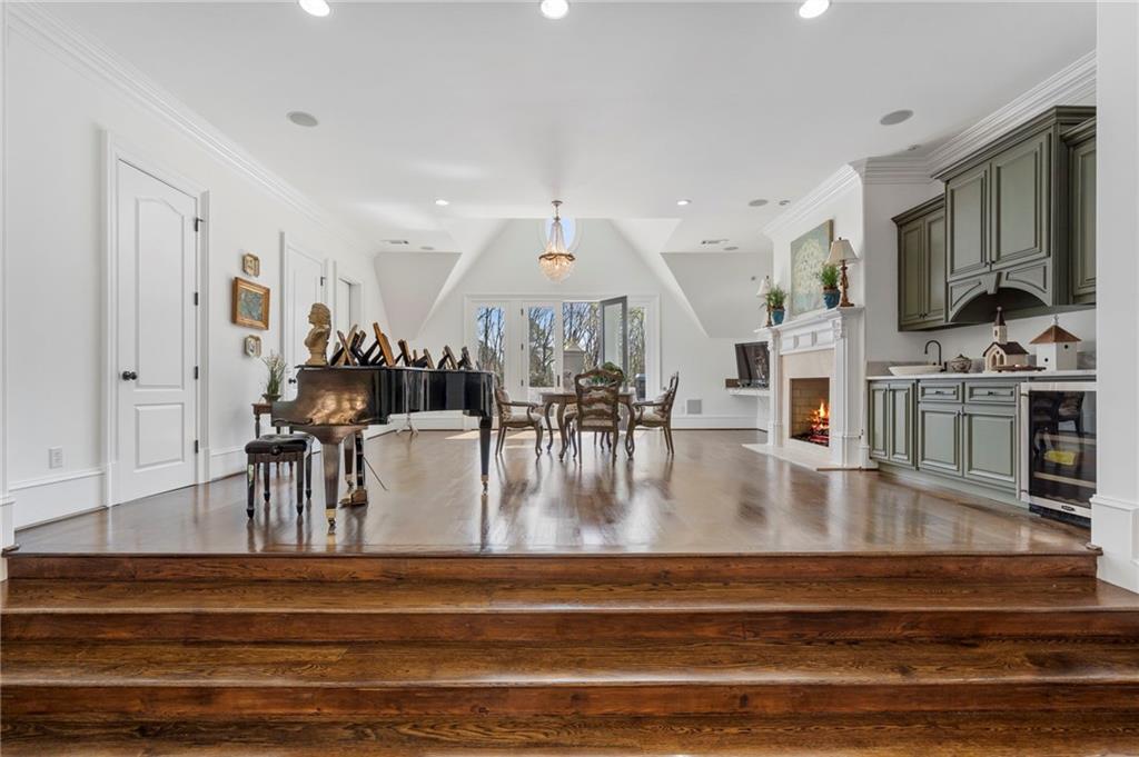 1376 Mount Paran Road NW