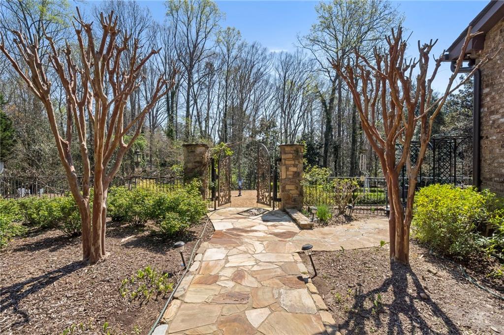 1376 Mount Paran Road NW