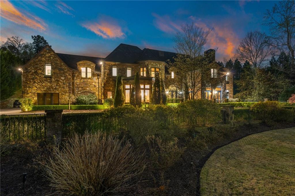 1376 Mount Paran Road NW