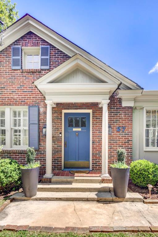 27 Northwood Avenue NE