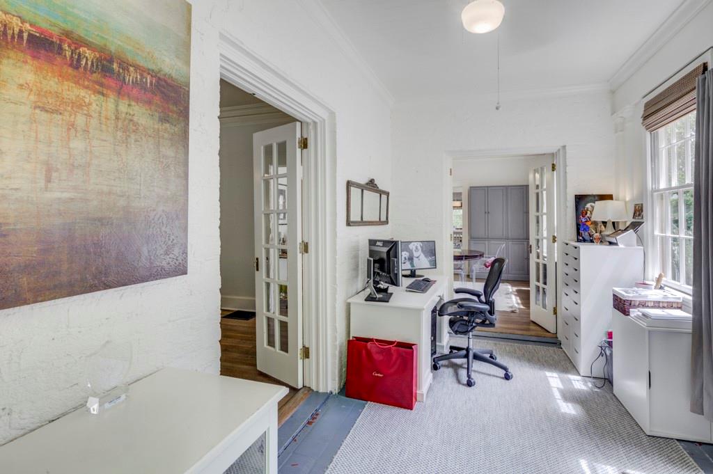 27 Northwood Avenue NE