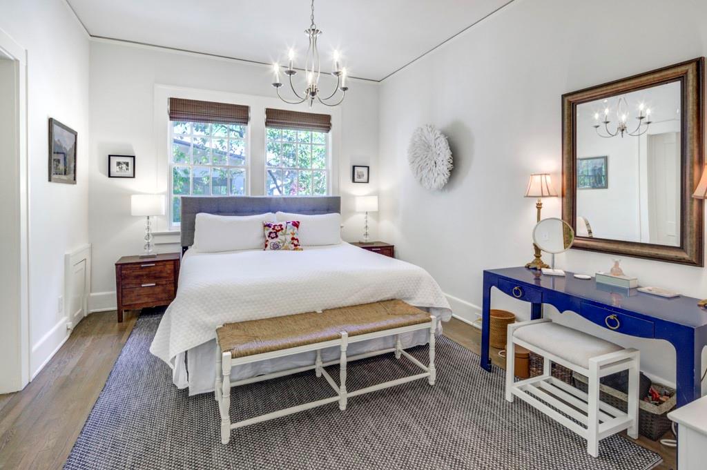 27 Northwood Avenue NE