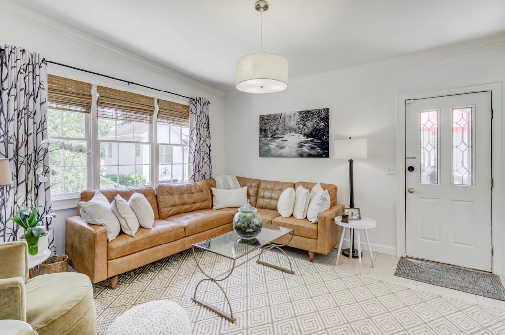 27 Northwood Avenue NE