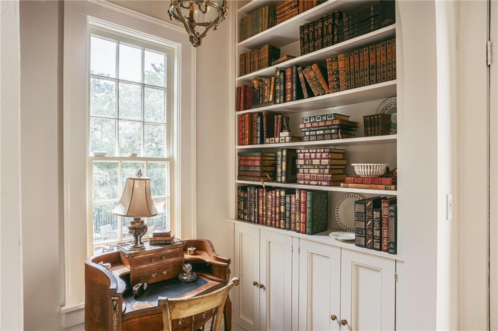 3119 Habersham Road NW