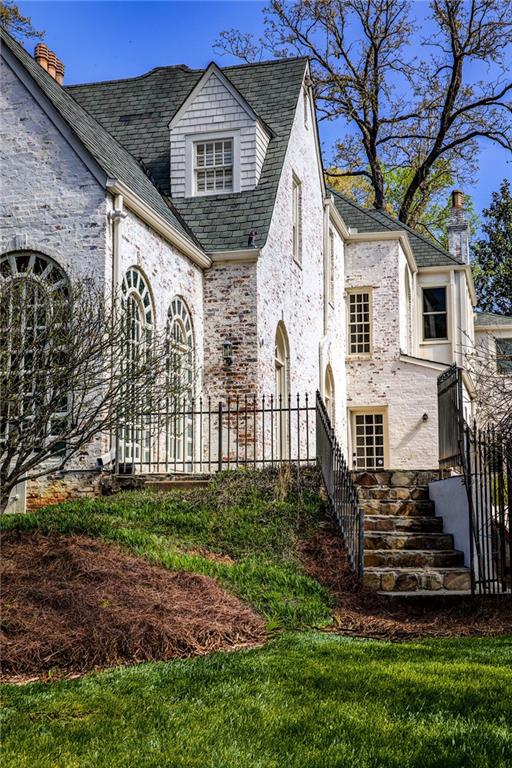 3119 Habersham Road NW