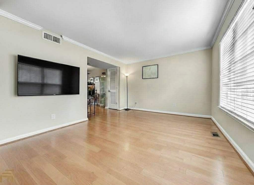 6940 Roswell Road Unit 8F