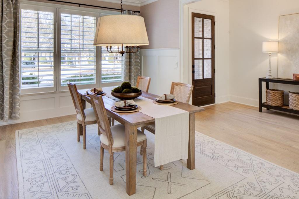 2726 Vinings Orchard Circle SE