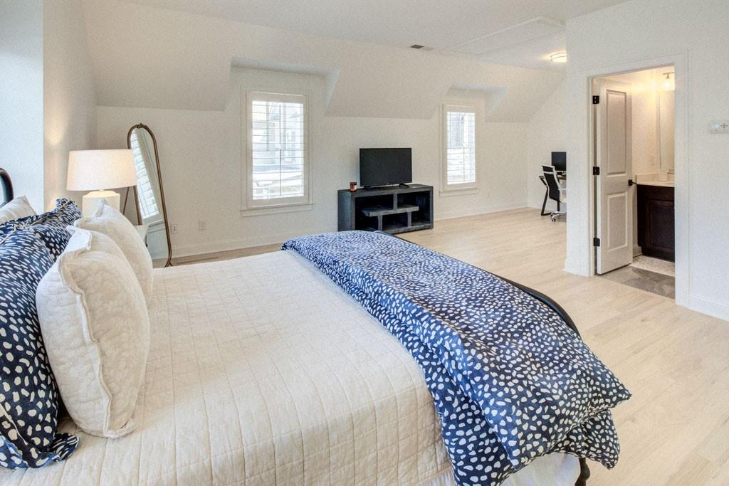 2726 Vinings Orchard Circle SE