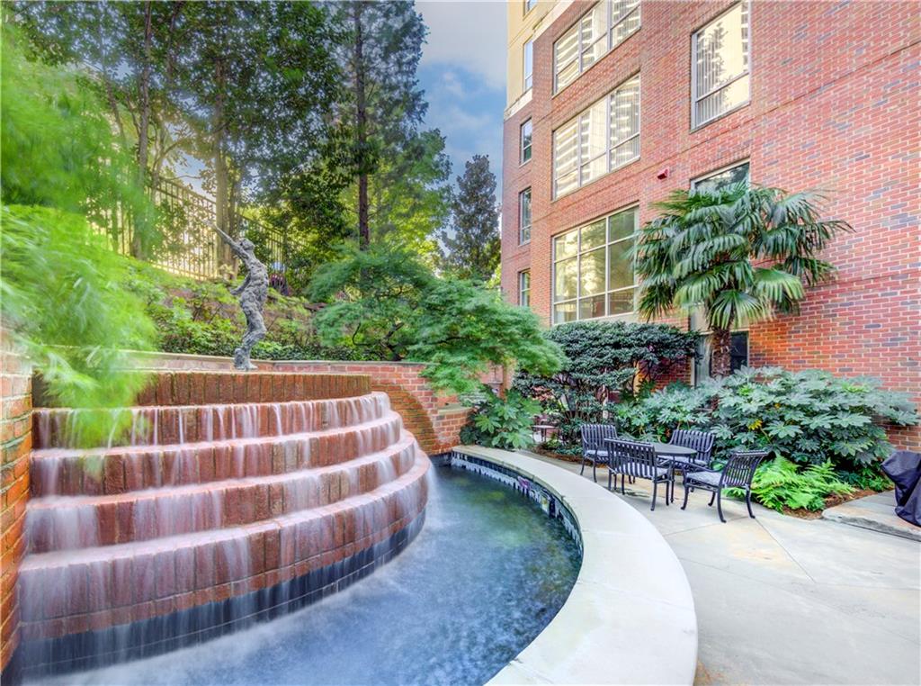 2626 Peachtree Road NW Unit 412