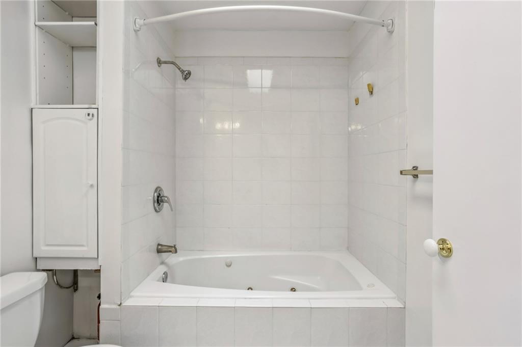 2581 Sharondale Drive Unit 0