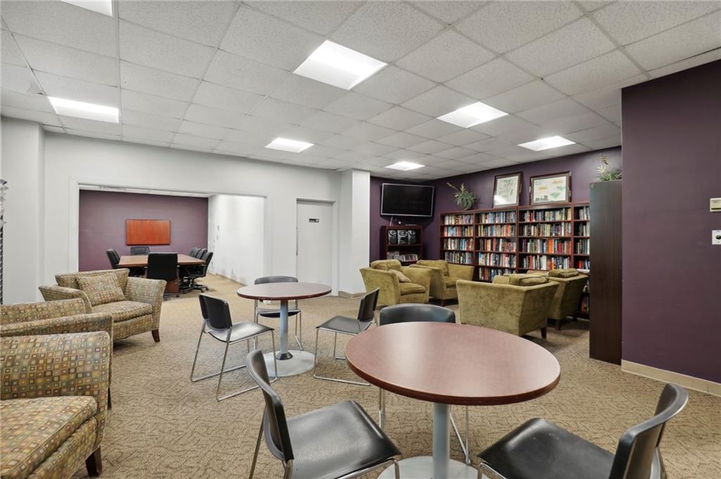 3060 Pharr Court S Unit 612