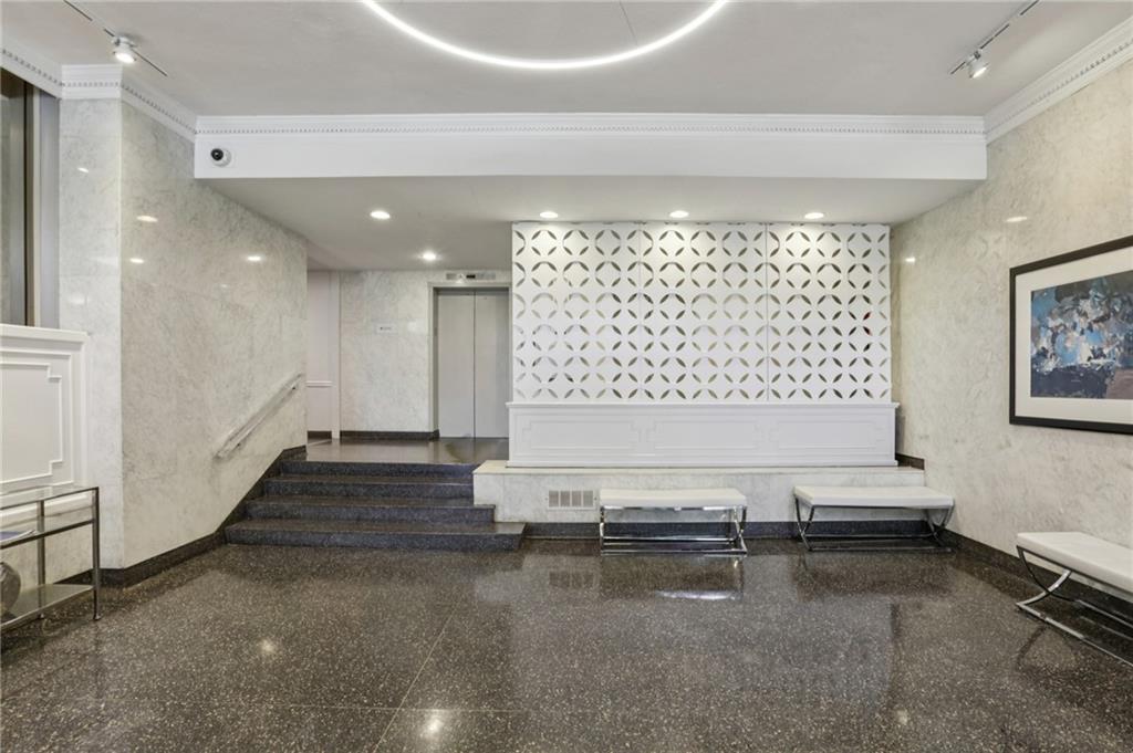 3060 Pharr Court S Unit 612