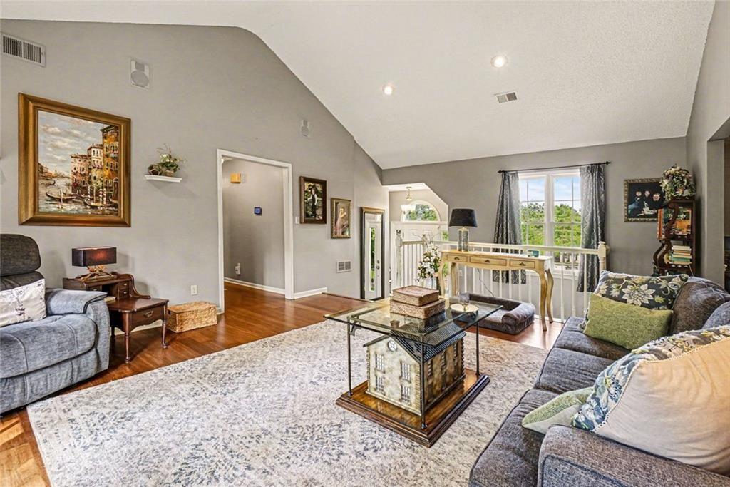 1959 SW McAdoo Court