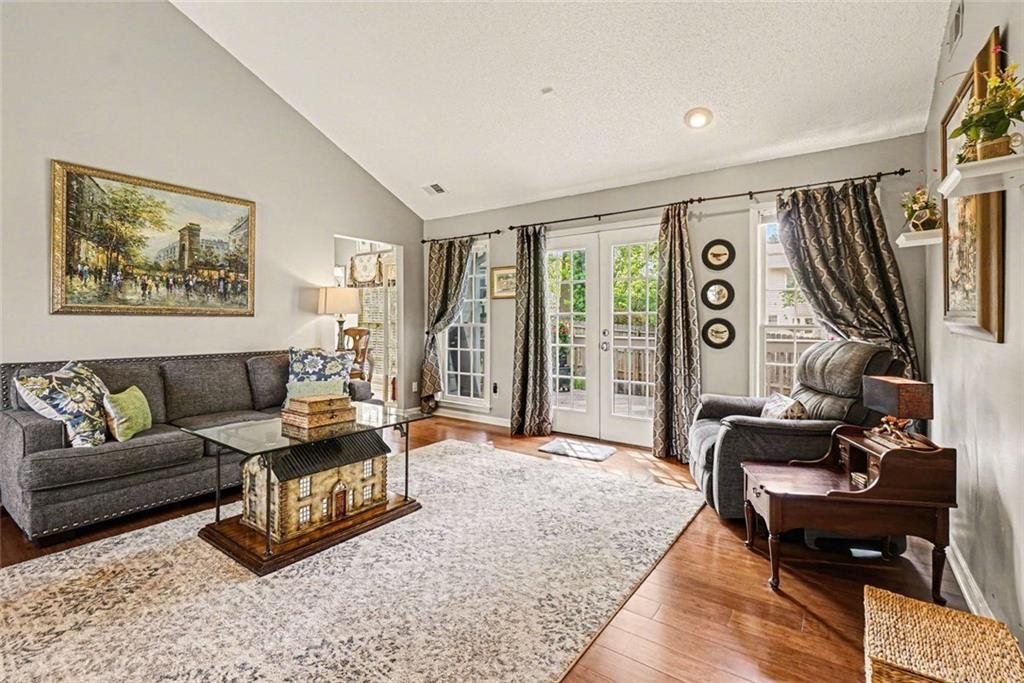 1959 SW McAdoo Court