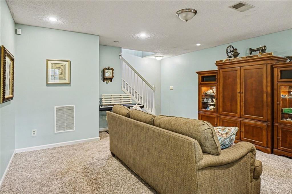 1959 SW McAdoo Court