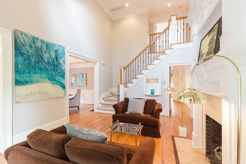 1106 Mclynn Avenue NE