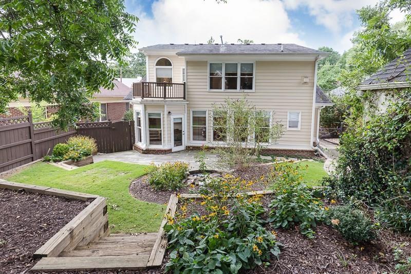 1106 Mclynn Avenue NE