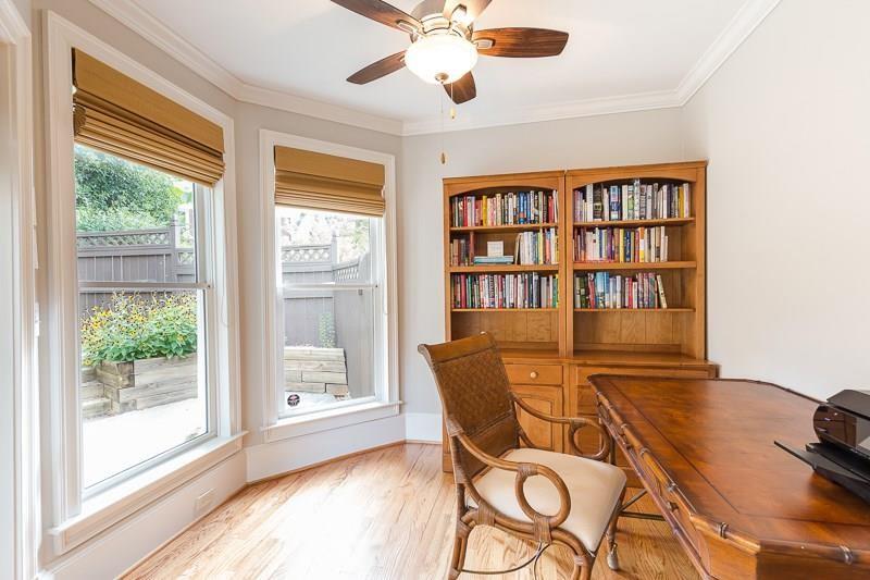 1106 Mclynn Avenue NE