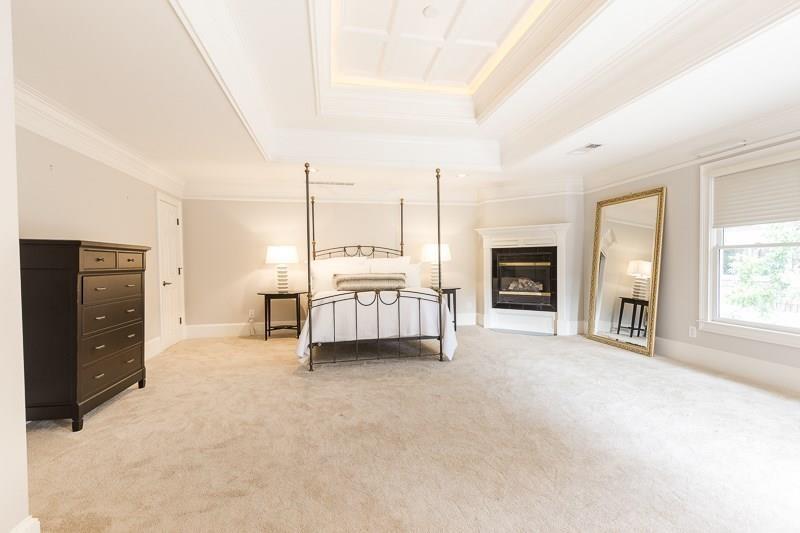 1106 Mclynn Avenue NE