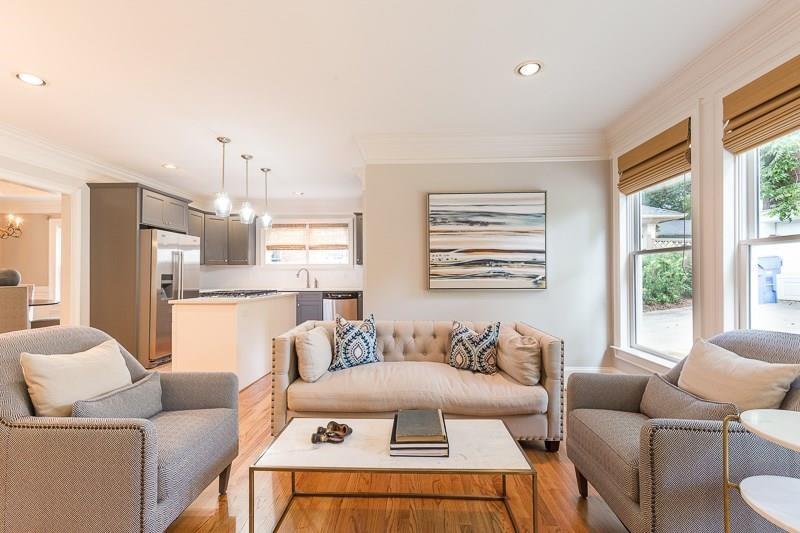 1106 Mclynn Avenue NE