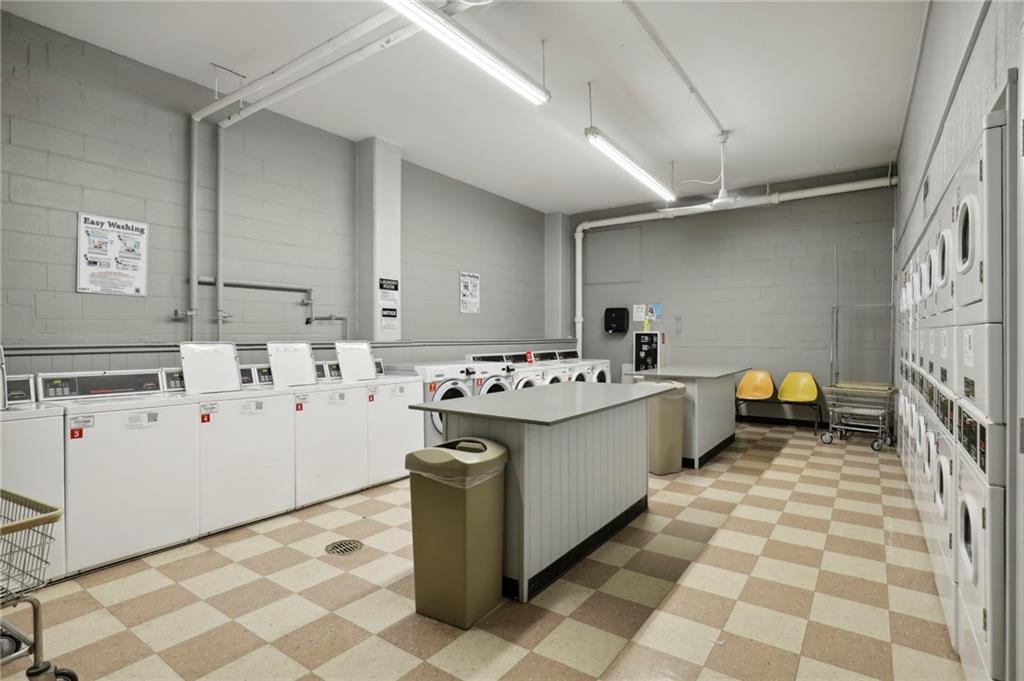 2925 Pharr Court NW Unit 316