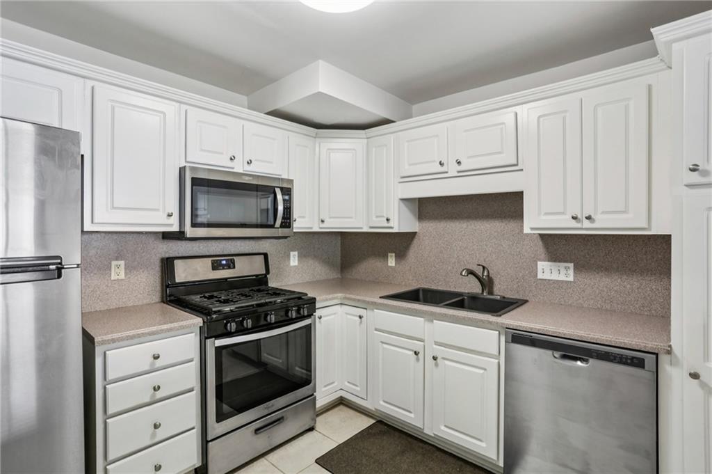 2925 Pharr Court NW Unit 316