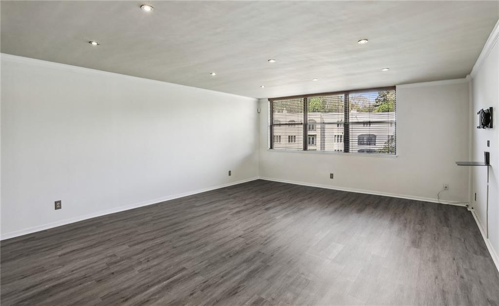 2925 Pharr Court NW Unit 316