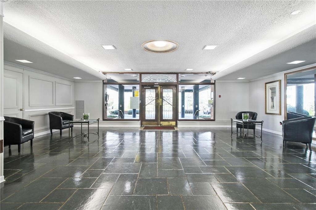 2925 Pharr Court NW Unit 316