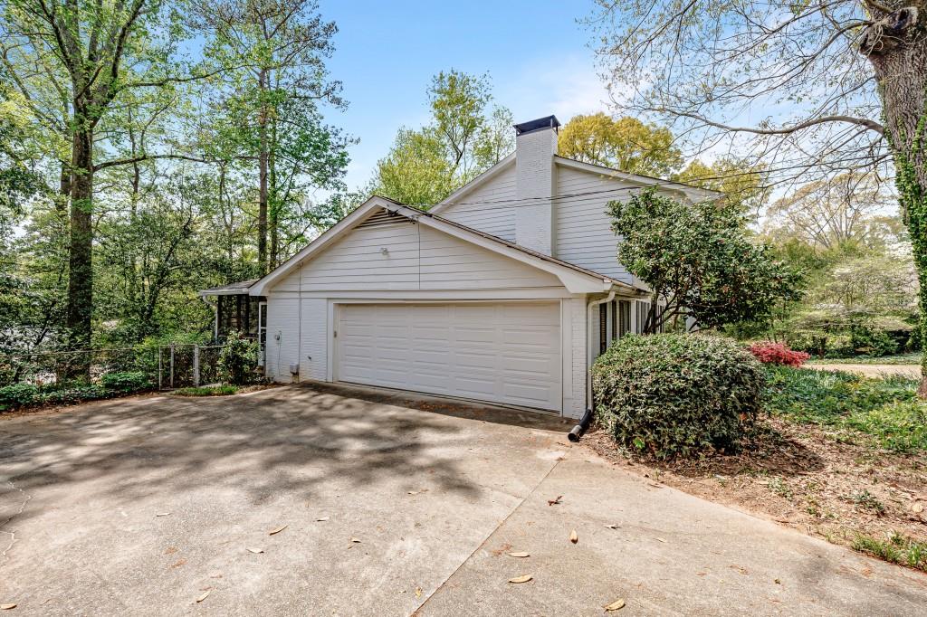 1605 Damon Court