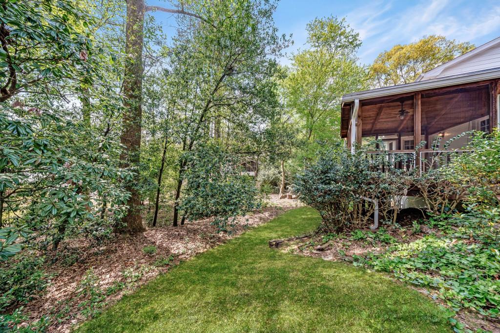 1605 Damon Court