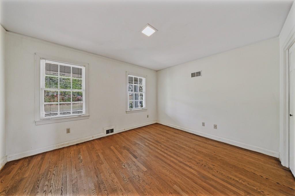 1605 Damon Court