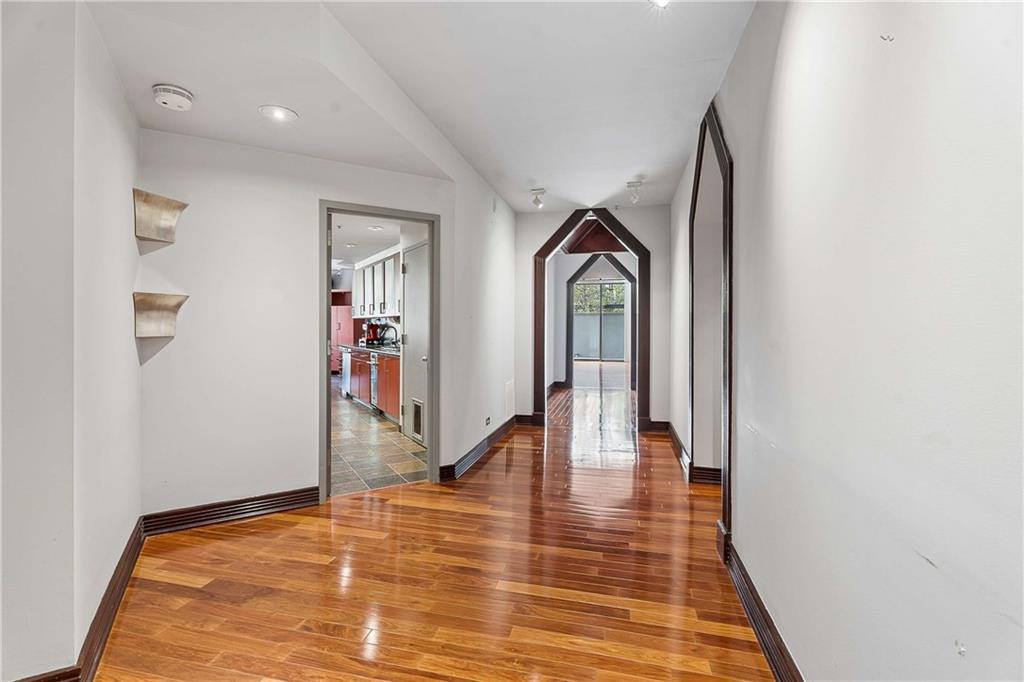 2660 Peachtree Road NW Unit 4A