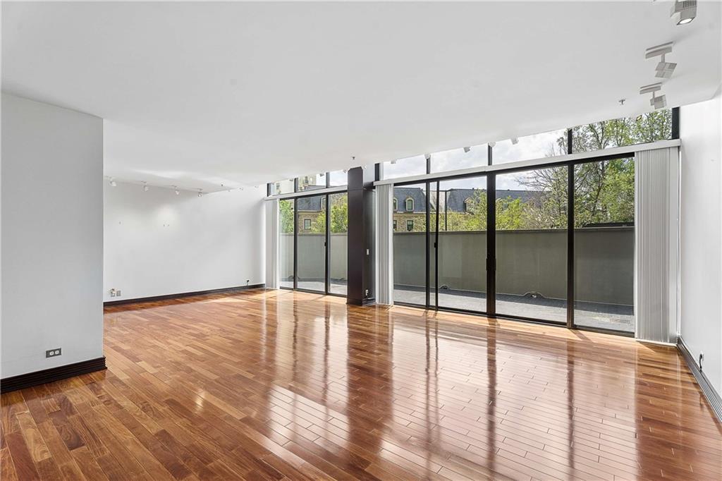 2660 Peachtree Road NW Unit 4A