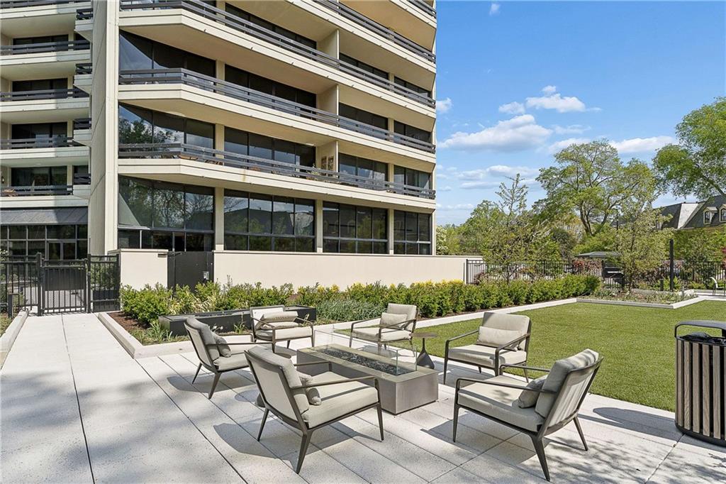 2660 Peachtree Road NW Unit 4A