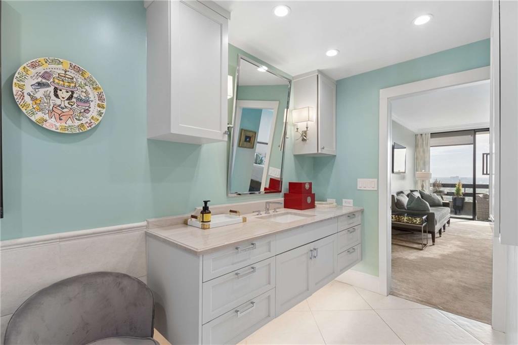 2660 Peachtree Road NW Unit 34F