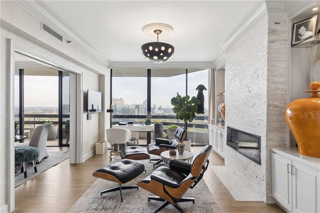 2660 Peachtree Road NW Unit 34F