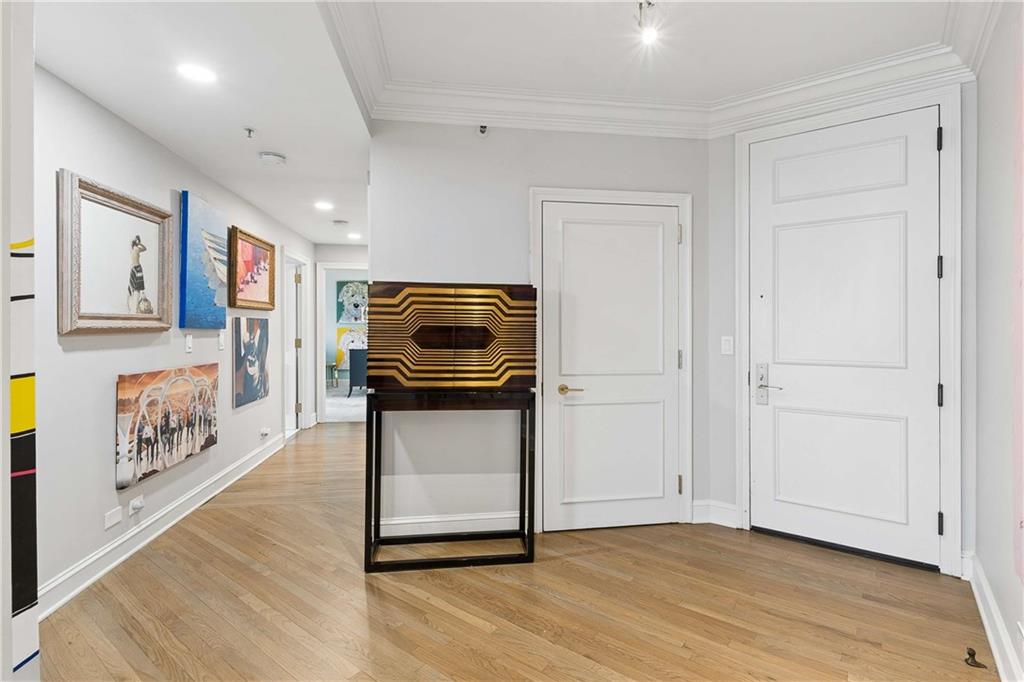 2660 Peachtree Road NW Unit 34F