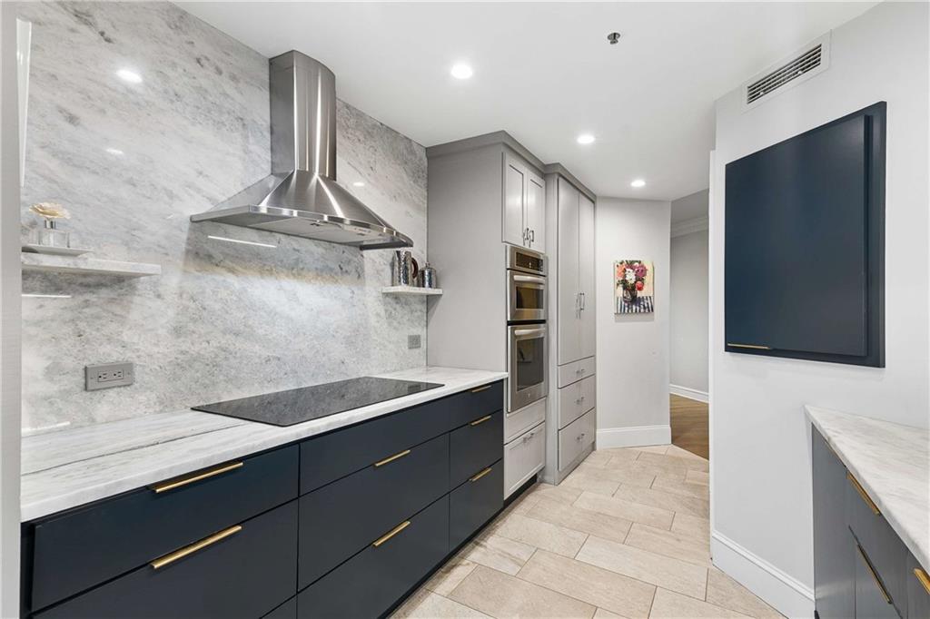 2660 Peachtree Road NW Unit 34F