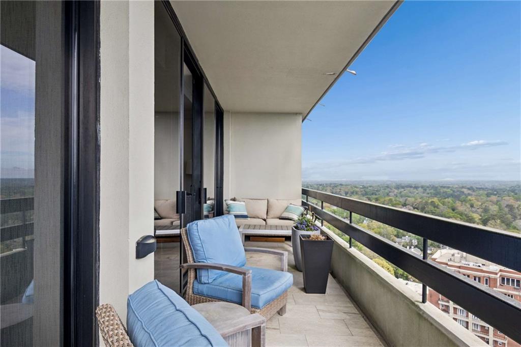 2660 Peachtree Road NW Unit 34F