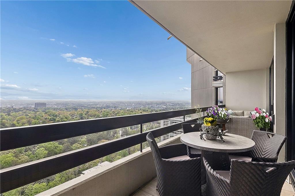 2660 Peachtree Road NW Unit 34F