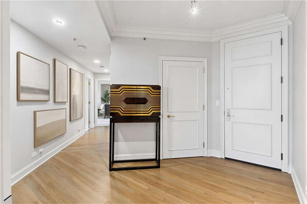 2660 Peachtree Road NW Unit 34F
