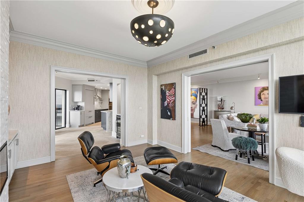 2660 Peachtree Road NW Unit 34F