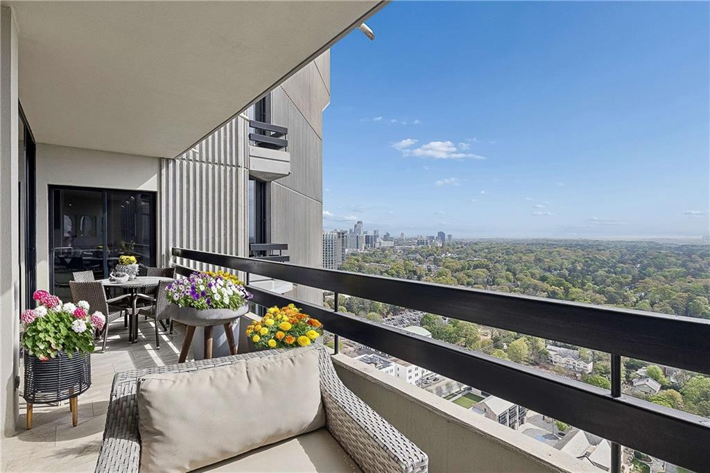 2660 Peachtree Road NW Unit 34F