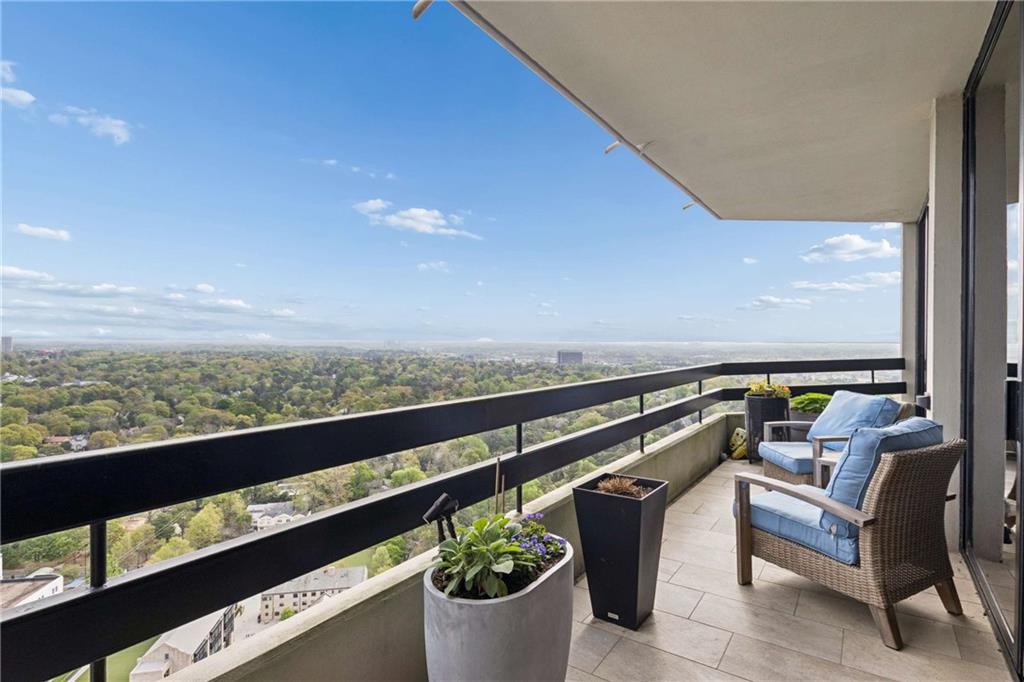 2660 Peachtree Road NW Unit 34F