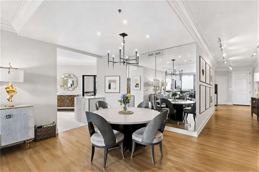 2660 Peachtree Road NW Unit 34F