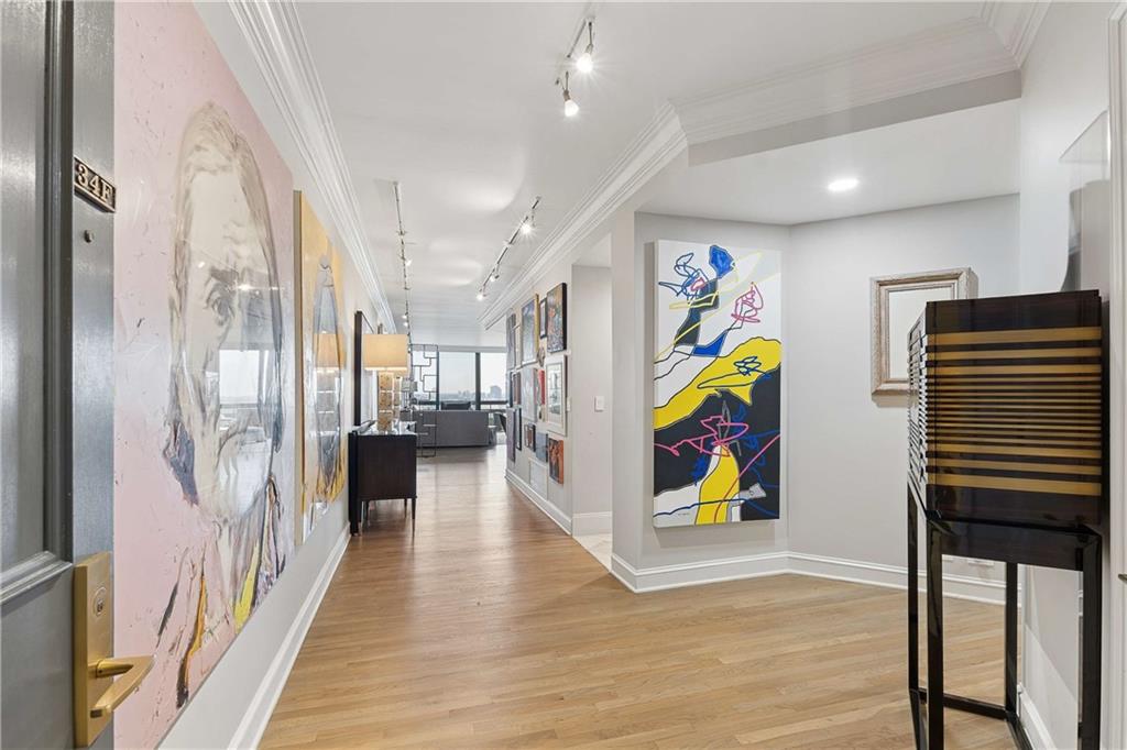 2660 Peachtree Road NW Unit 34F