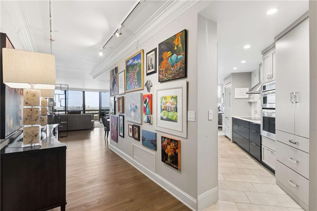 2660 Peachtree Road NW Unit 34F